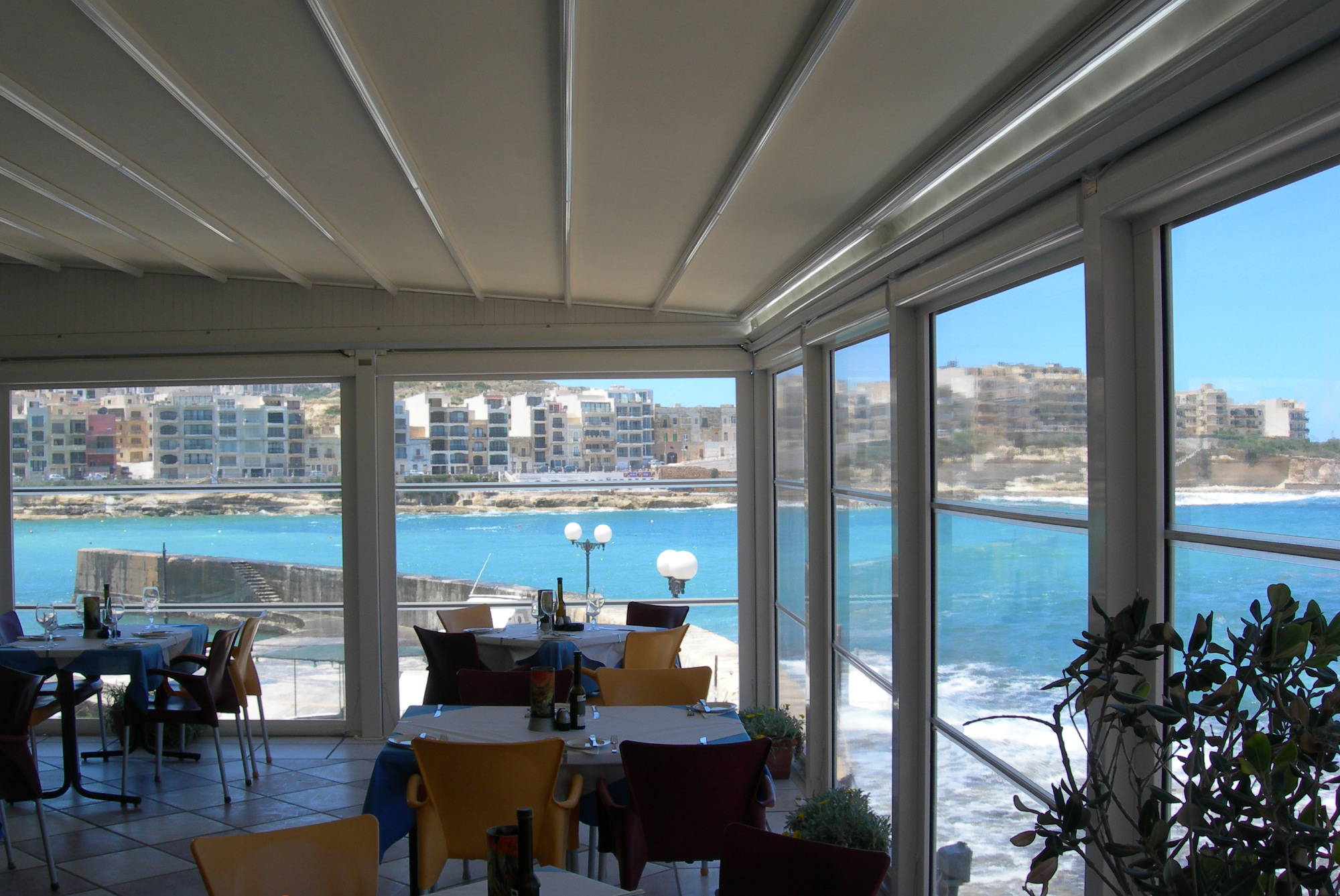 vista3-1 Vista Retractable Shades are cassette retractable curtains for wind and rain protection. Opens vertically on pergolas, patios and windows. Talbot County Dorchester County, Maryland