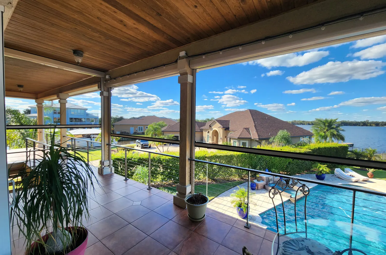 The Motorized Insect Screens use our Quiet Spring technology which means they are self-adjusting to keep your screens smooth and wrinkle-free.