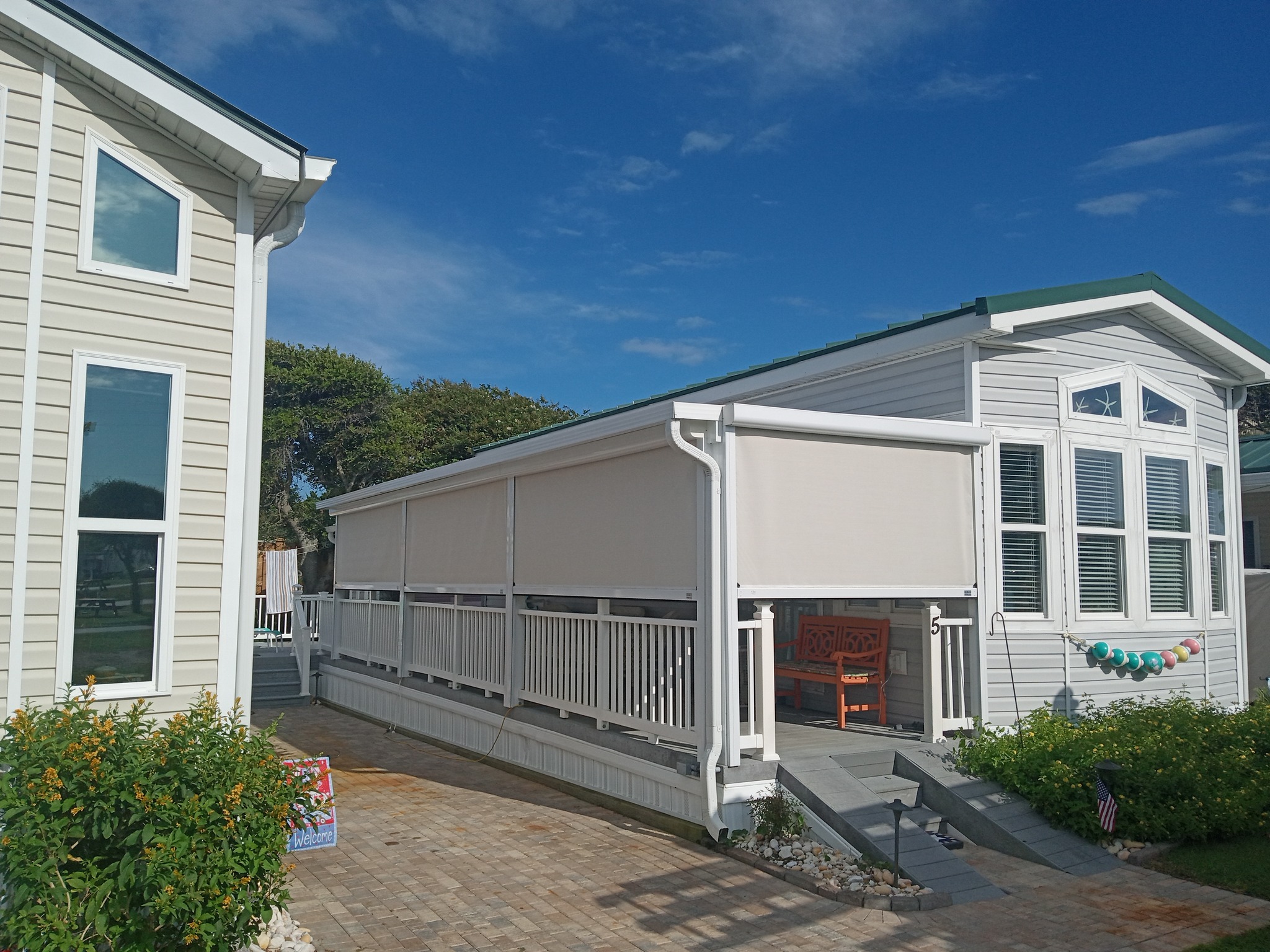 fenetex-hurricane-residential-whitetan-omegatex VPE's Hurricane Screens bring you a beautiful hurricane-rated screen with maximum protection for your patio. MD, DE and Mid-Atlantic region.