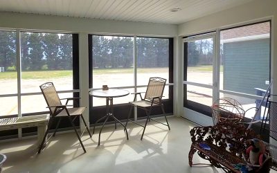 Motorized Vinyl Porch Enclosures in Millsboro, Delaware: Control Your Outdoor Space Year-Round