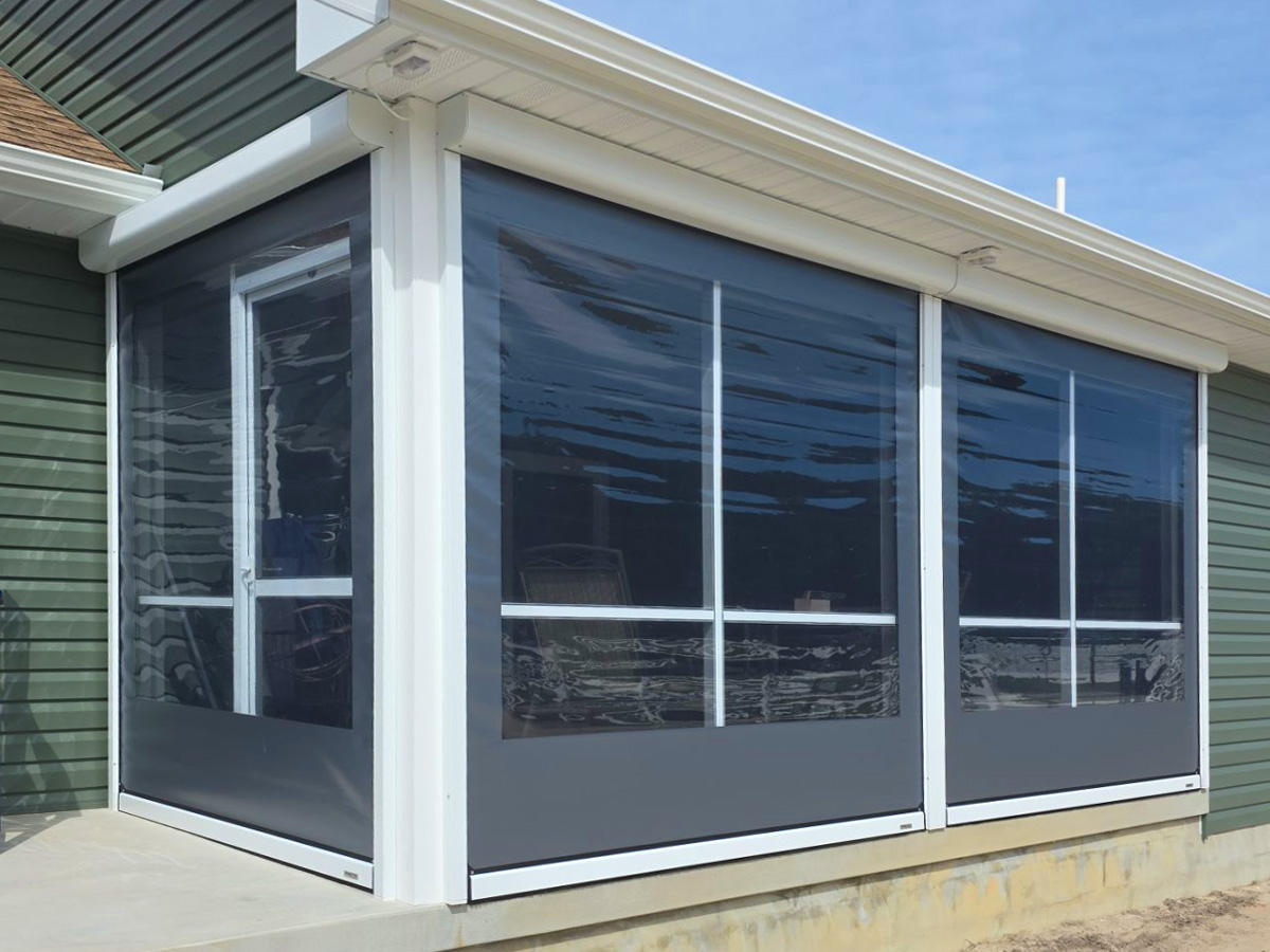 porch corner detail with enclosure system